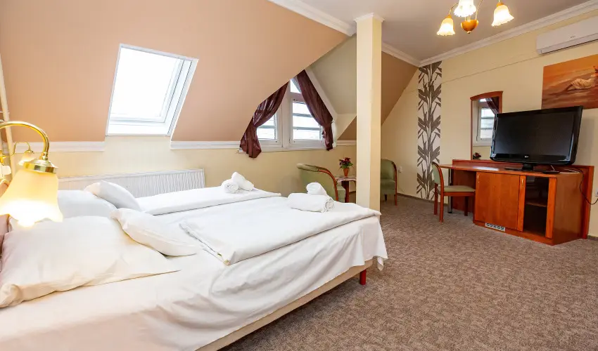 Major Panzi� & �tterem Hajd�szoboszl� - Valentin napi csomagaj�nlat (min. 2 �j)