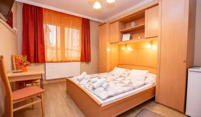 Major Panzi� & �tterem Hajd�szoboszl�