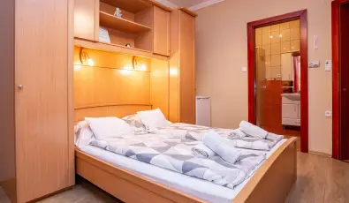 Major Panzi� & �tterem Hajd�szoboszl�