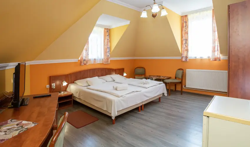 Major Panzi� & �tterem Hajd�szoboszl� - Valentin napi csomagaj�nlat (min. 2 �j)