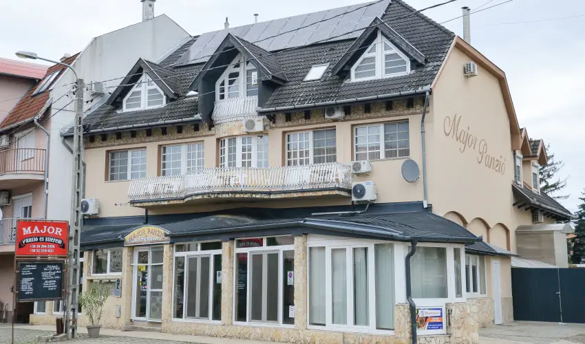 Major Panzi� & �tterem Hajd�szoboszl� - Valentin napi csomagaj�nlat (min. 2 �j)