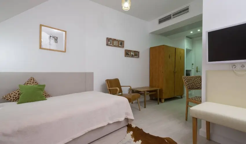 Sz�rcsa Hotel Sz�kesfeh�rv�r - Valentin szerelmes kikapcsol�d�s (min. 2 �j)