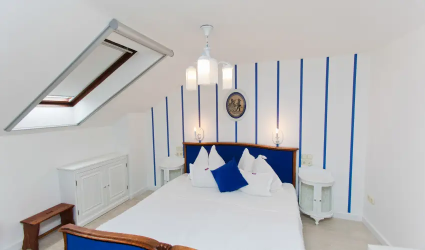 Sz�rcsa Hotel Sz�kesfeh�rv�r - Valentin szerelmes kikapcsol�d�s (min. 2 �j)