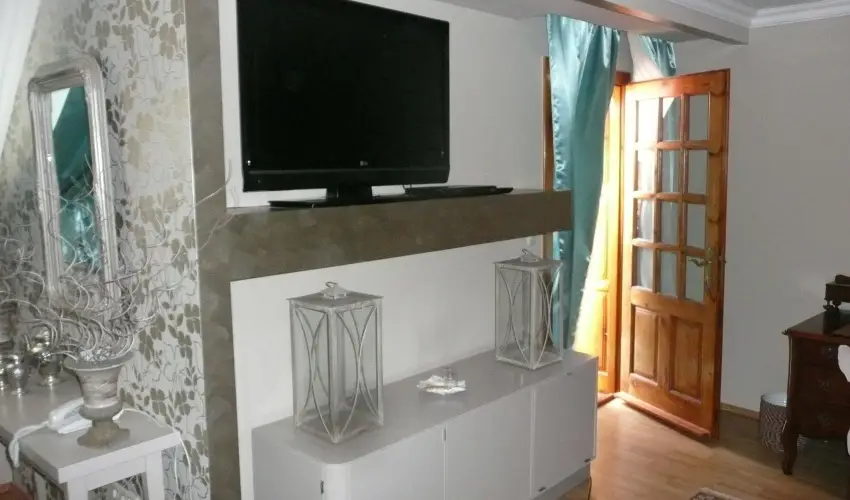 Sz�rcsa Hotel Sz�kesfeh�rv�r - Valentin szerelmes kikapcsol�d�s (min. 2 �j)