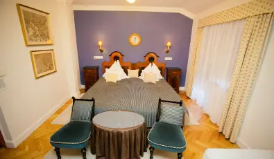 Sz�rcsa Hotel Sz�kesfeh�rv�r