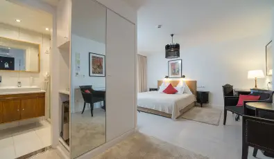 Sz�rcsa Hotel Sz�kesfeh�rv�r