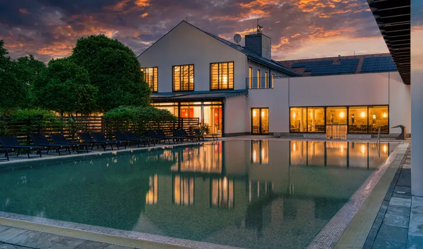 Tisza Balneum Hotel Tiszaf�red - Valentin h�tv�ge (min. 2 �j)