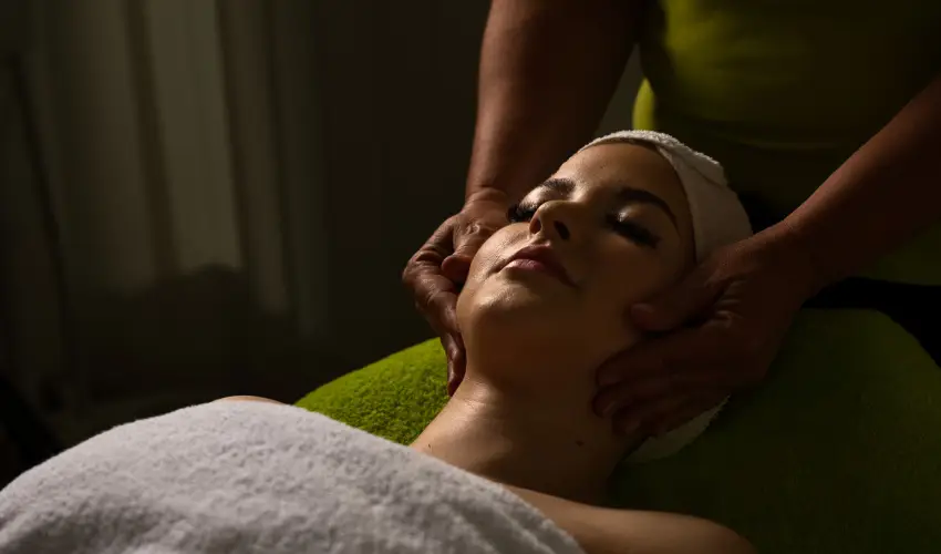 Tisza Balneum Hotel Tiszaf�red - Valentin h�tv�ge (min. 2 �j)