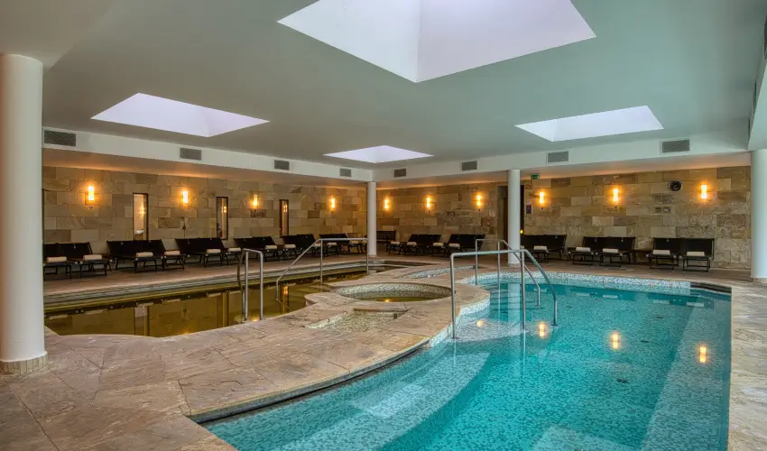 Tisza Balneum Hotel Tiszaf�red - Valentin h�tv�ge (min. 2 �j)