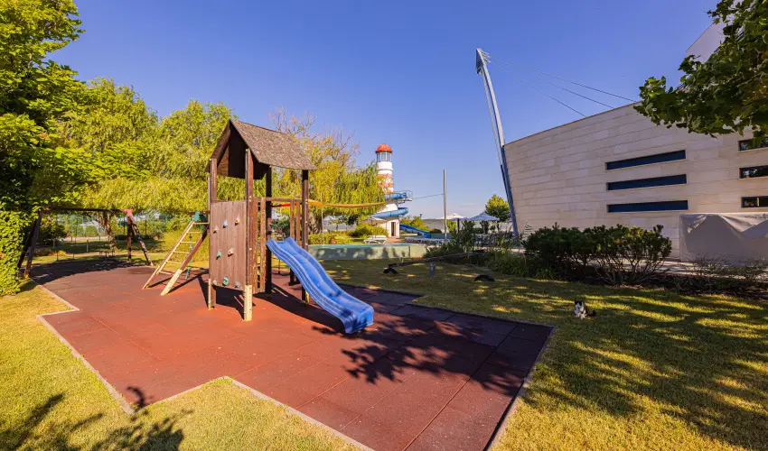 Vital Hotel Nautis Grdony - Egy hajnyi szerelem (1 jtl)