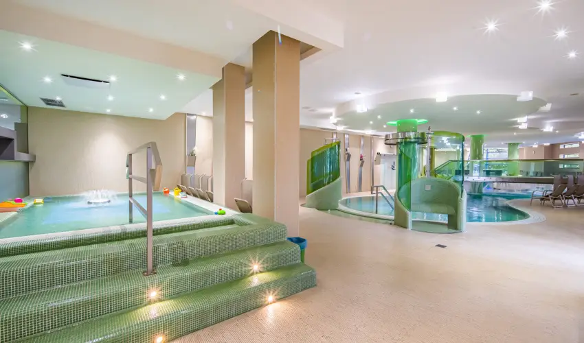 Vital Hotel Nautis Grdony - Egy hajnyi szerelem (1 jtl)